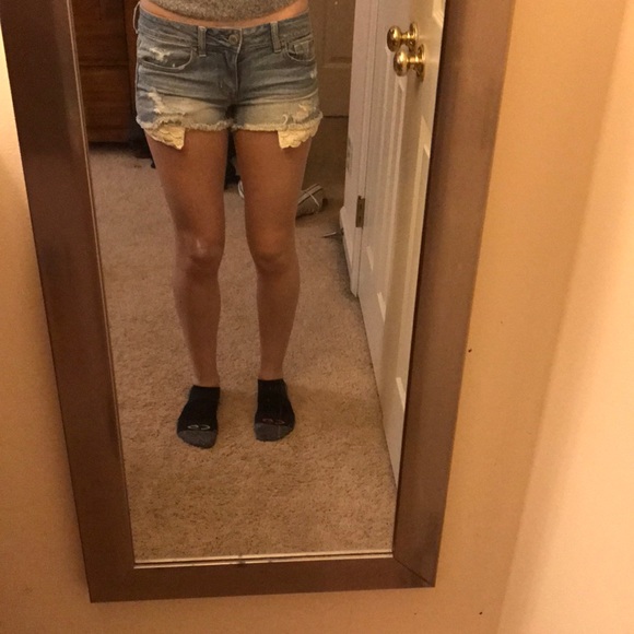 American Eagle jean shorts - Picture 5 of 6